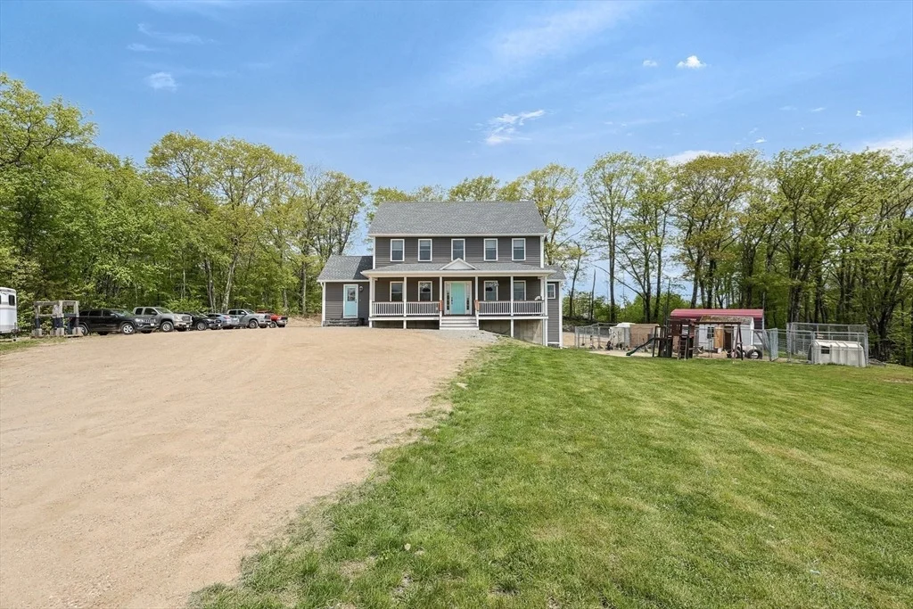 Photo of 114 Worcester Rd