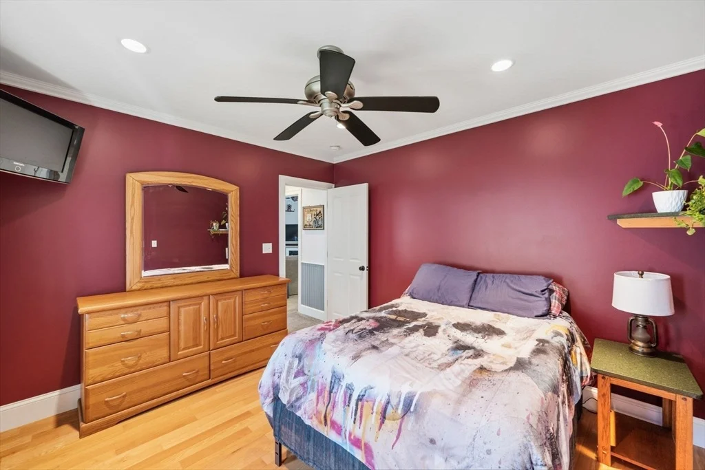 Photo of 55 Winthrop Ave