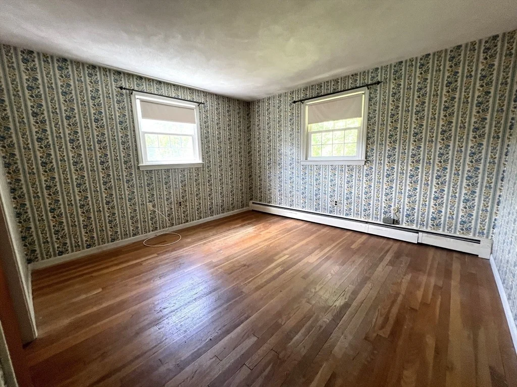 Photo of 31 Dix Rd Ext