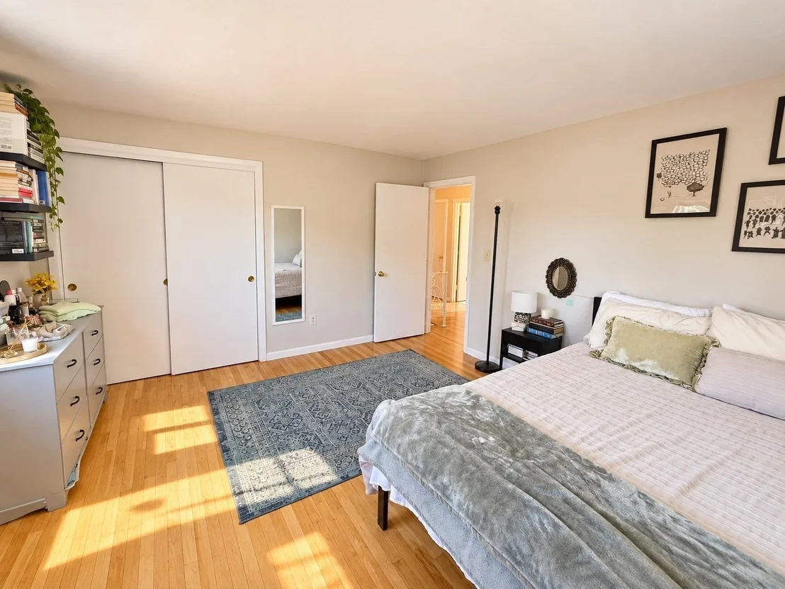 Photo of 15 Puritan Rd