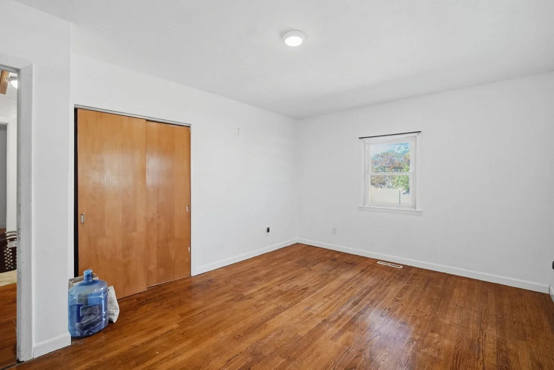 Photo of 150 Lawndale St