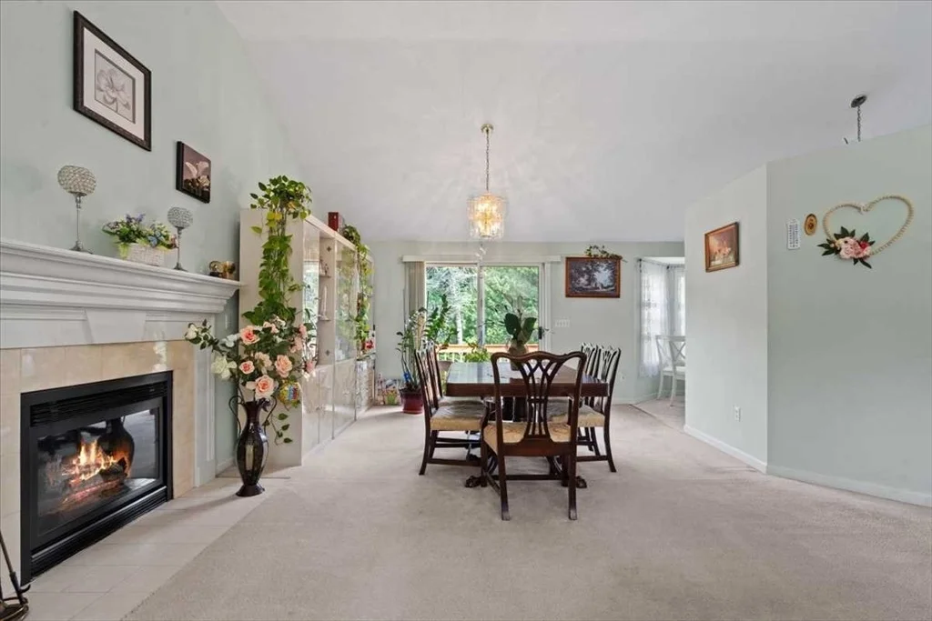Photo of 6 Moreland Green Dr