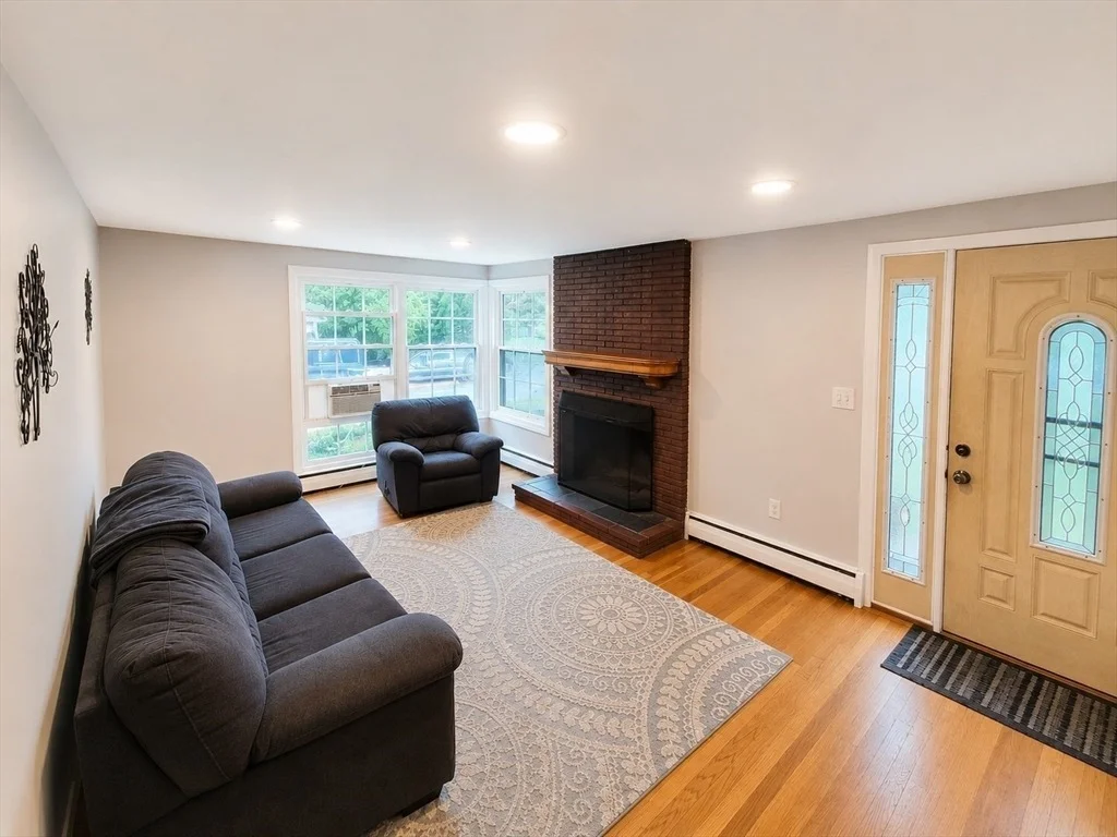 Photo of 9 Cold Spring Road