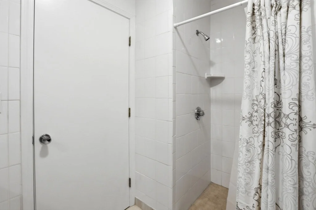 Photo of 6 Gavin Cir