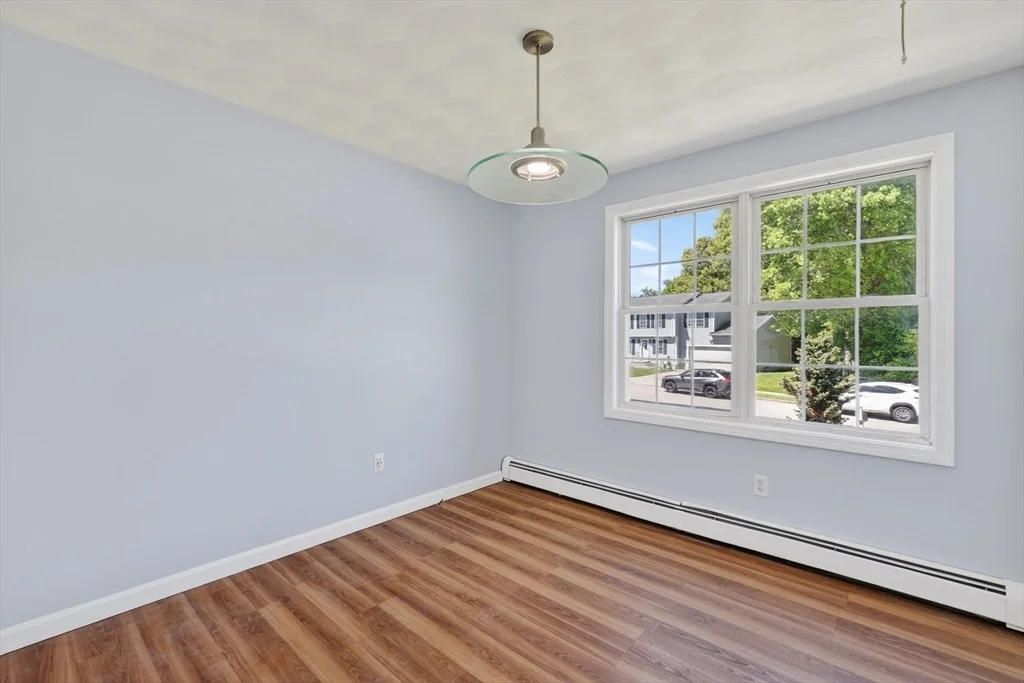 Photo of 3 Oak Leaf Cir
