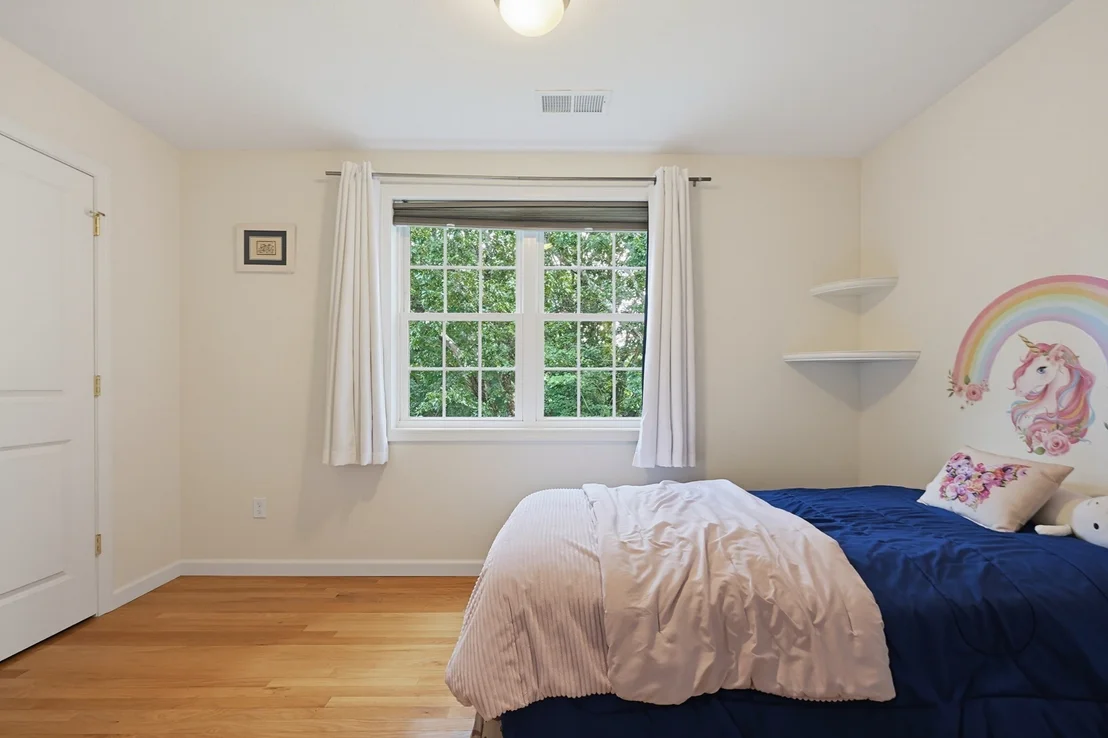 Photo of 15 Willow Brook Lane