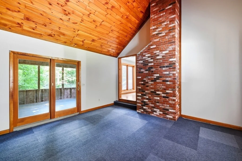 Photo of 705 General Knox Rd