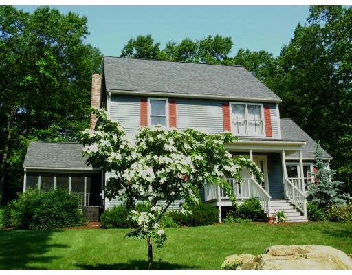 Photo of 35 Nancy Dr