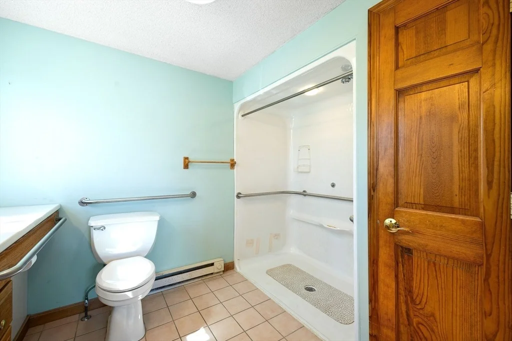 Photo of 47 Boucher Cir
