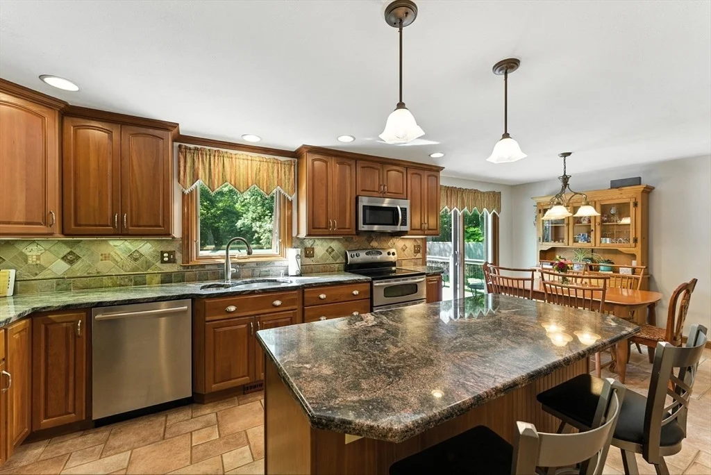 Photo of 238 Elizabeth Dr