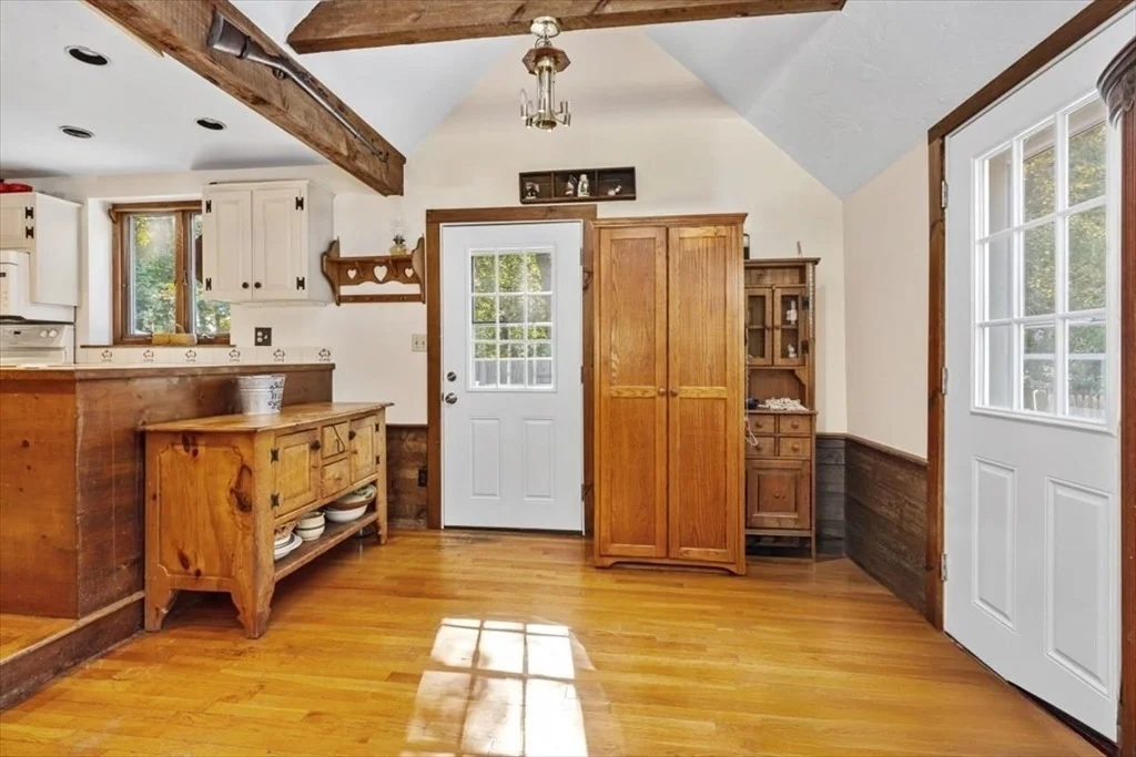 Photo of 11 Sanborn