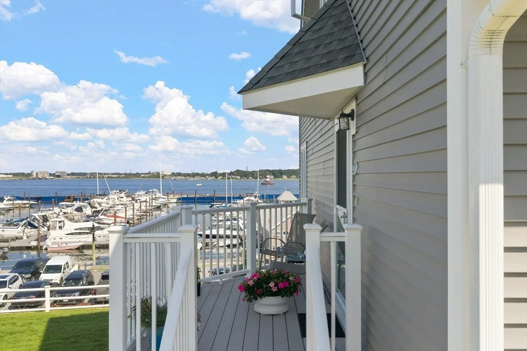 Photo of Unit 1001 at 700 Shore Dr