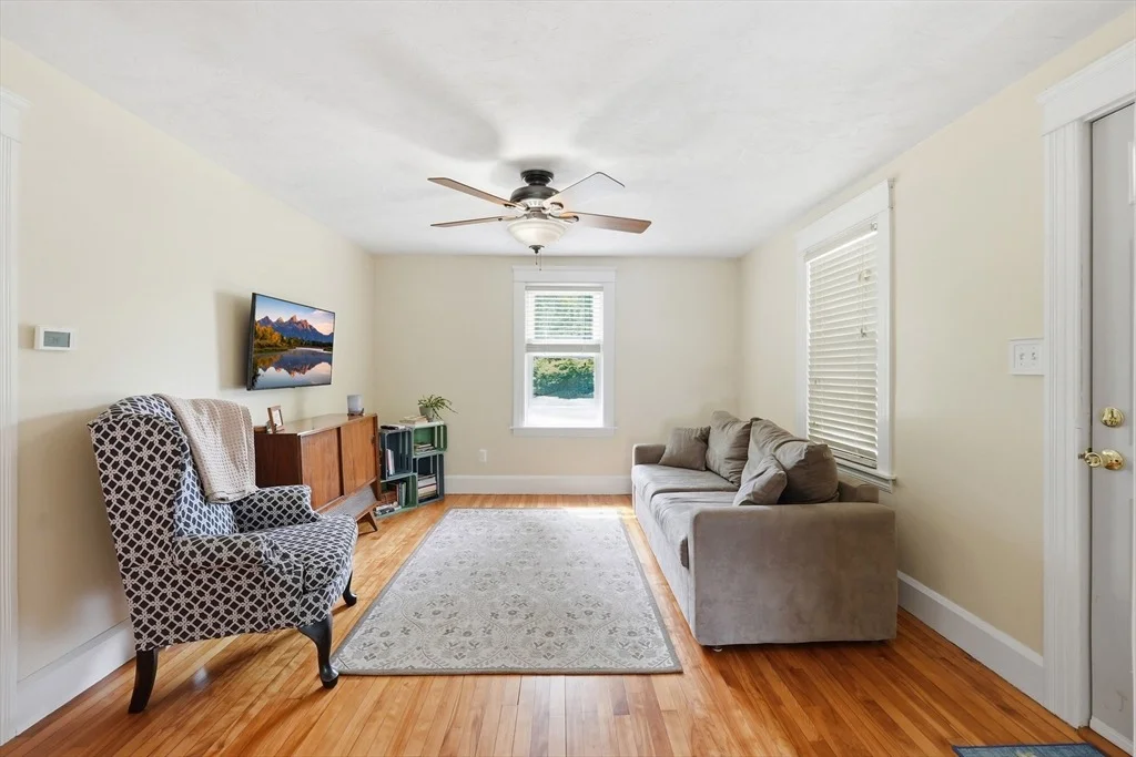 Photo of 161 Boyd St