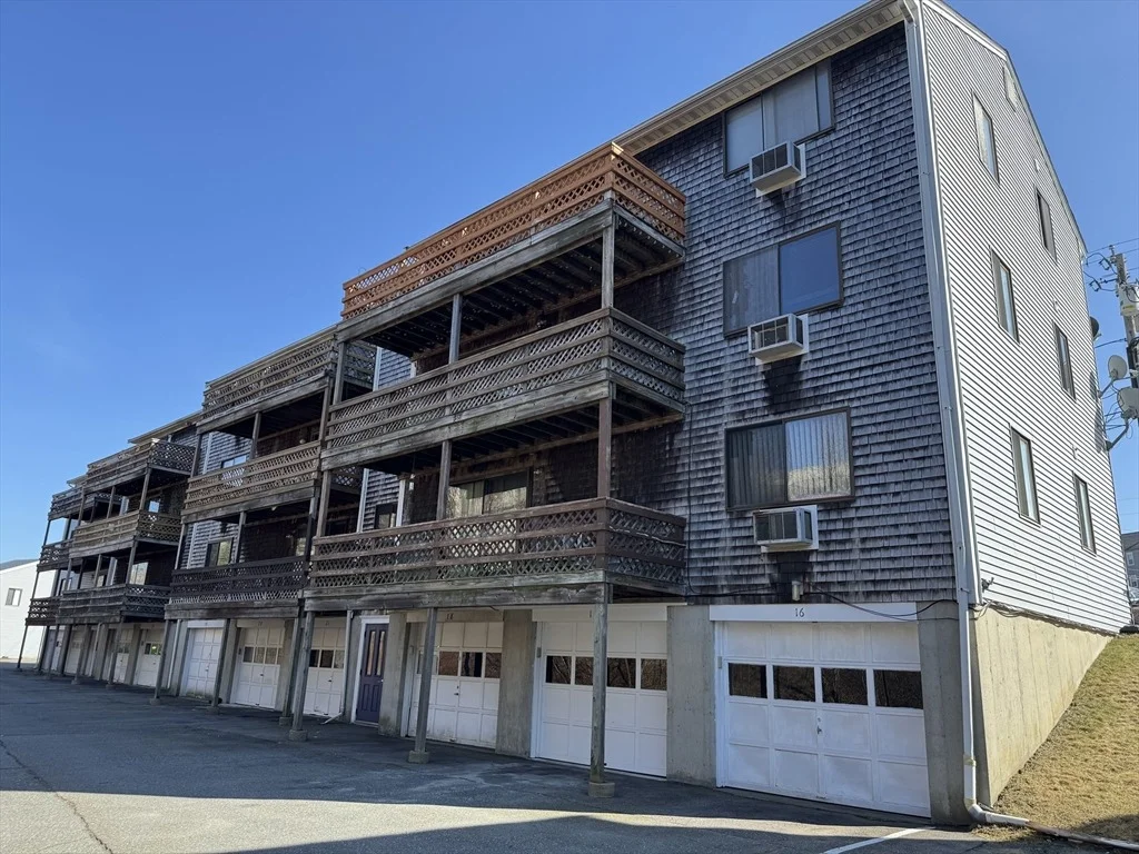 Photo of Unit C19 at 200 Fulton St