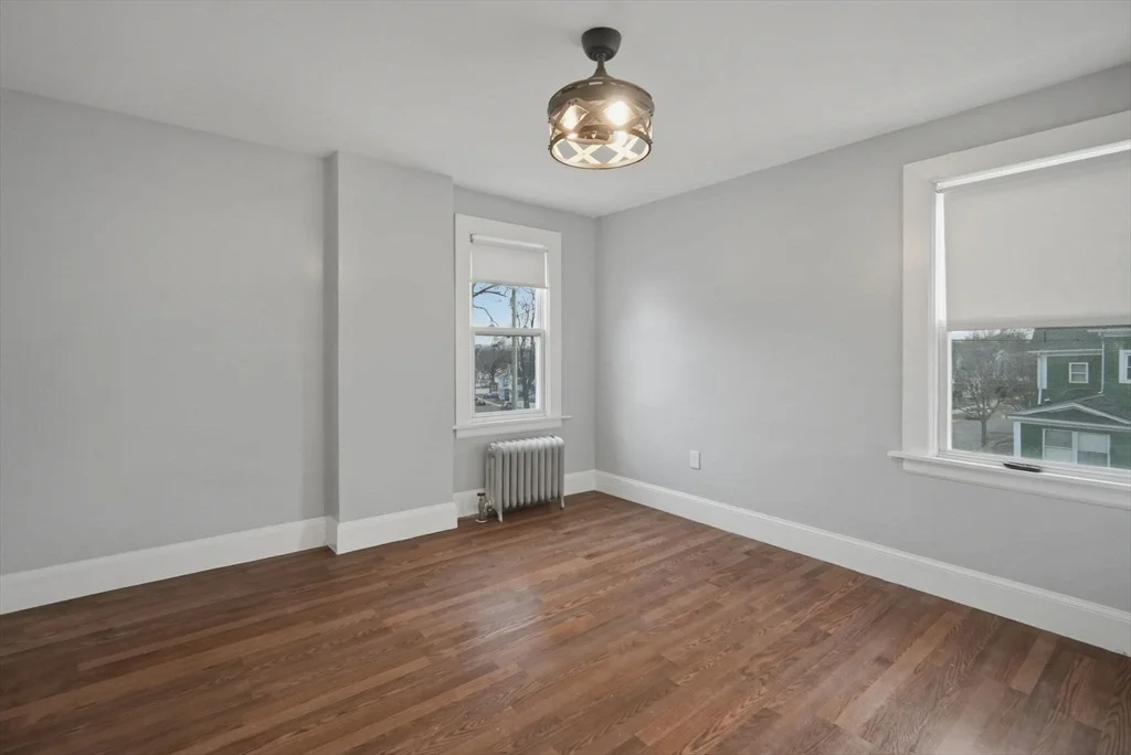 Photo of 153 Bristol St