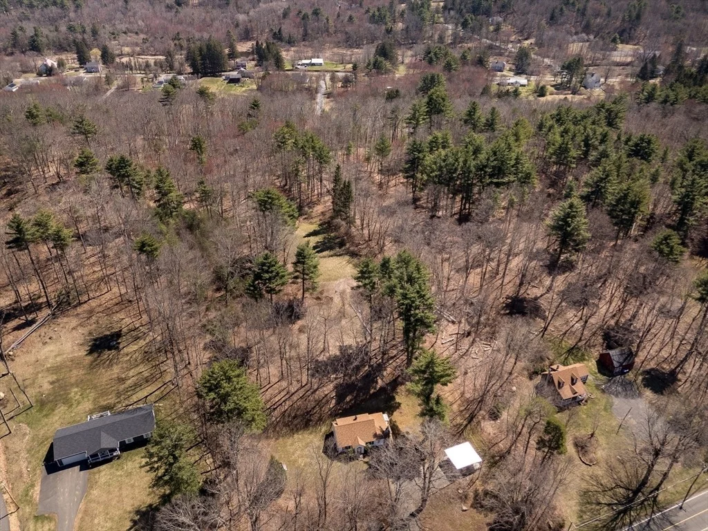 Photo of 40 Warren Rd