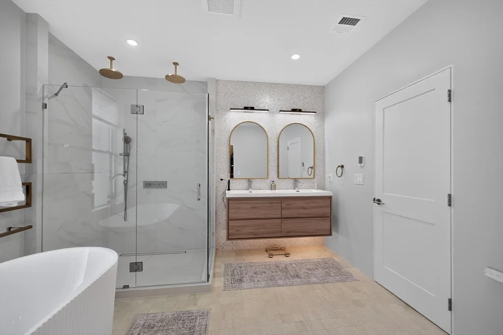 Photo of 409 Pearl St