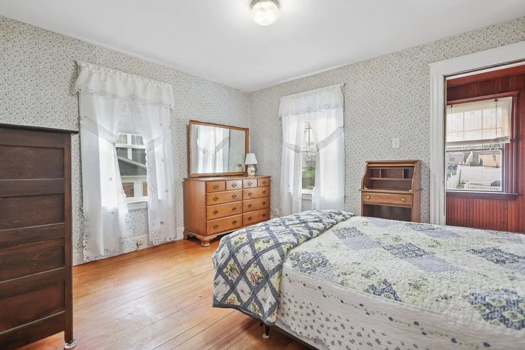 Photo of 13 Endicott St