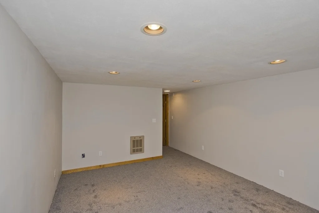Photo of 76 Sesame Dr.