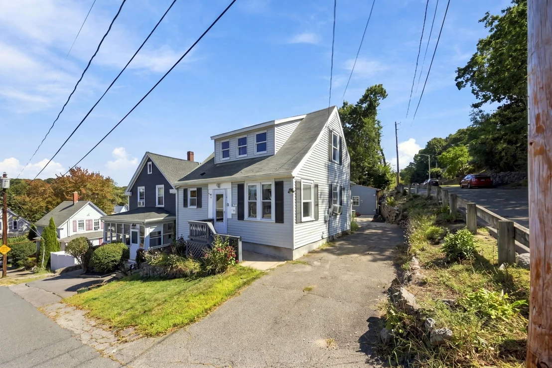 Photo of 6 Clifton Ave