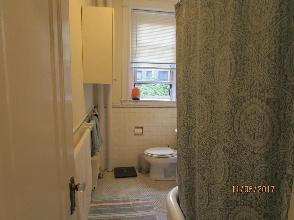 Photo of Unit 5 at 116 Riverway