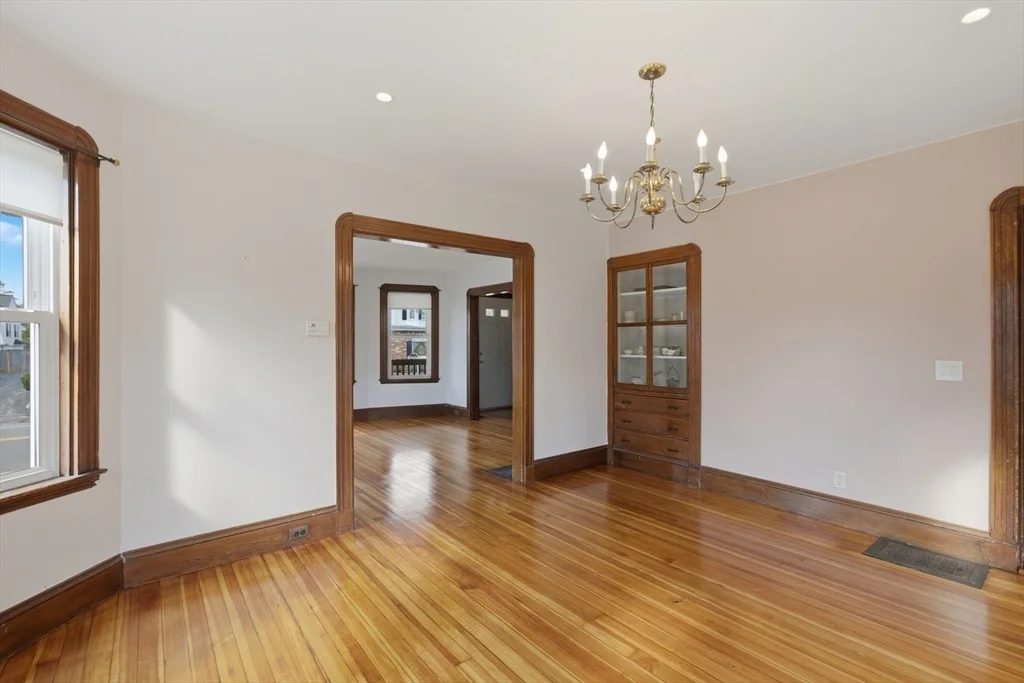 Photo of 83 Franklin St