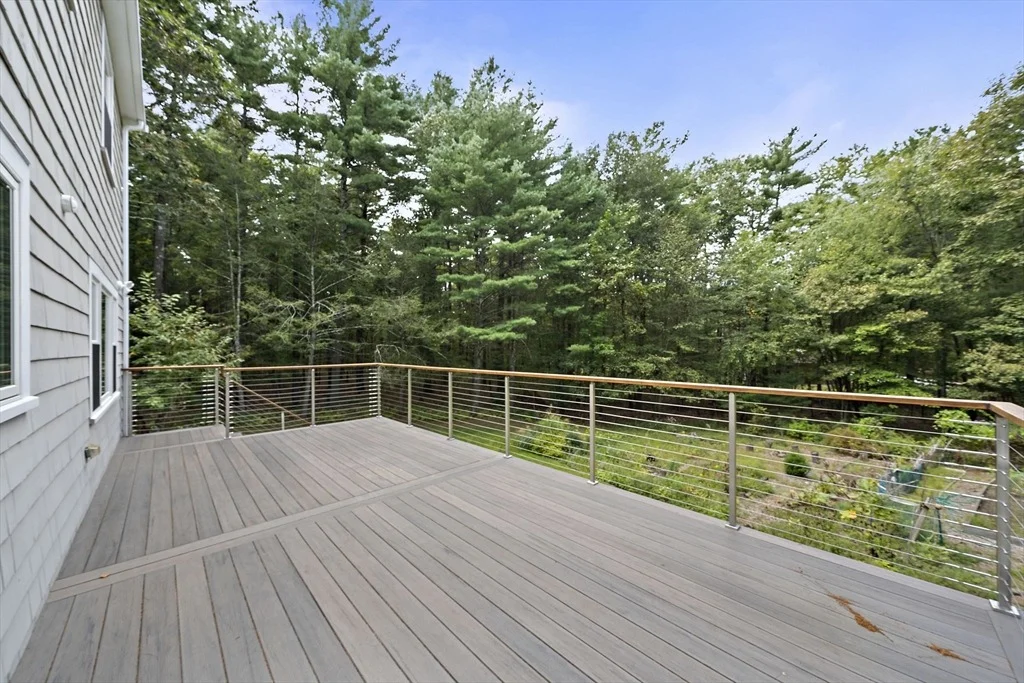 Photo of 10 Green Ln