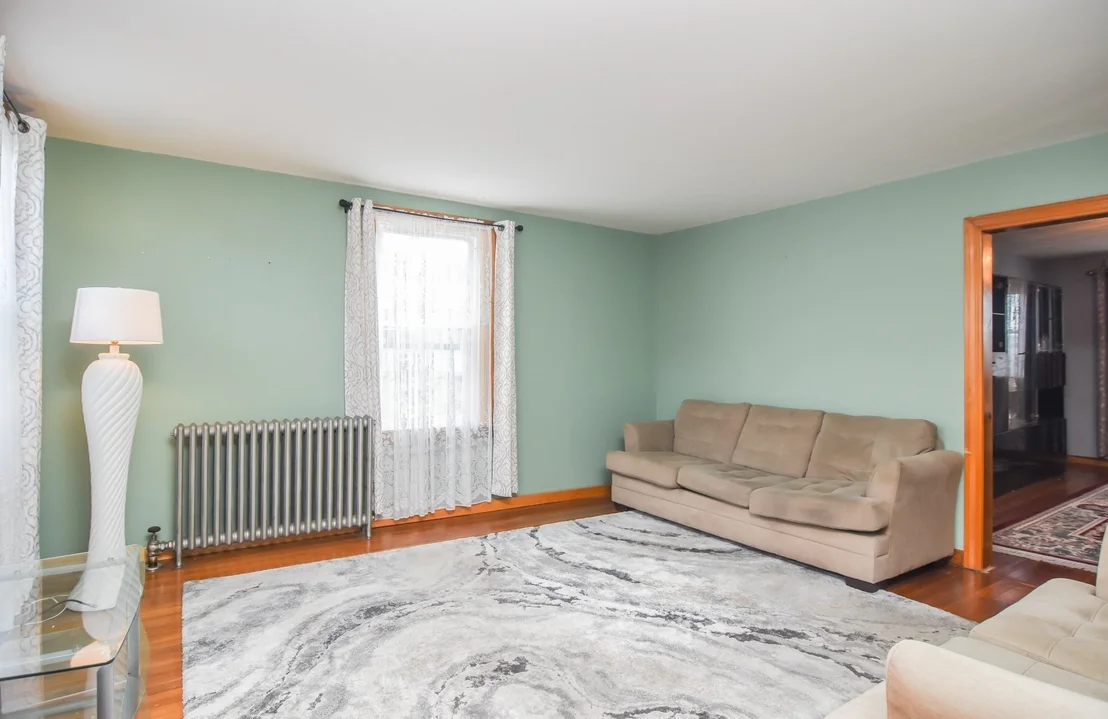 Photo of 38 Pleasant St
