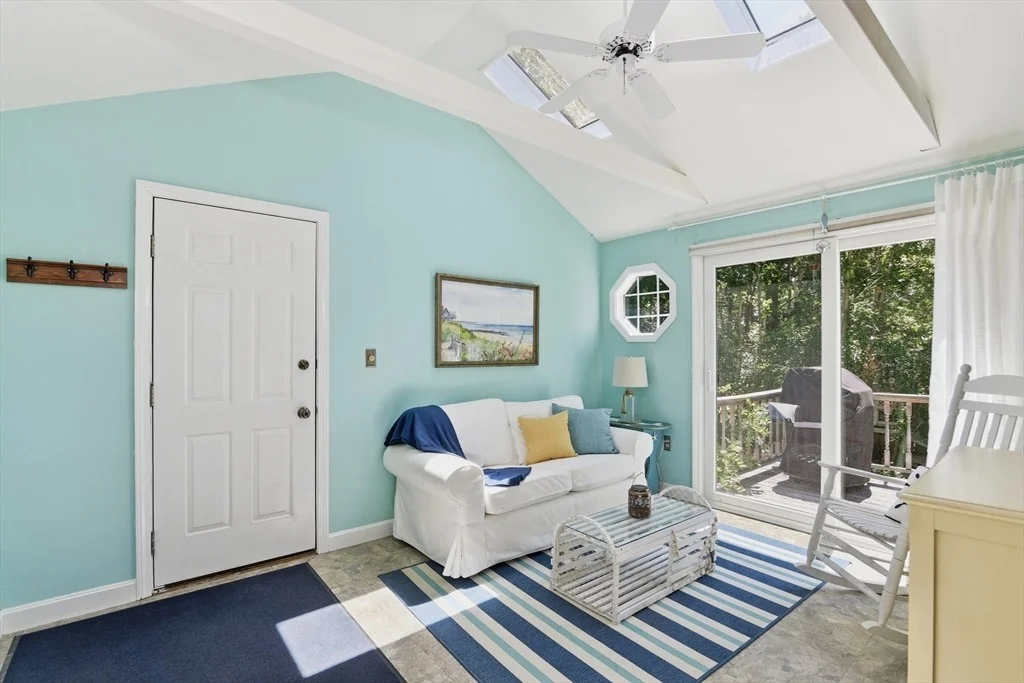 Photo of 8 Emerald Way