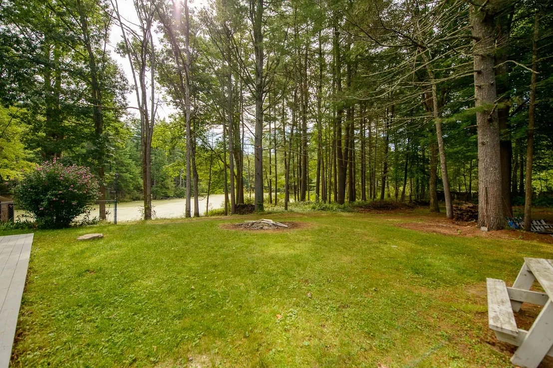 Photo of 135 Lowell Rd