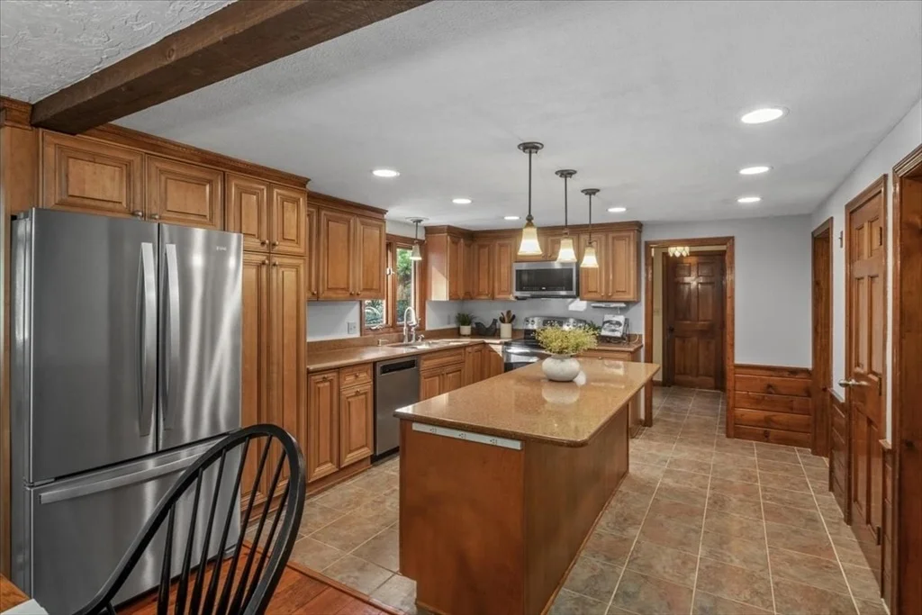 Photo of 11 Hickory Ln