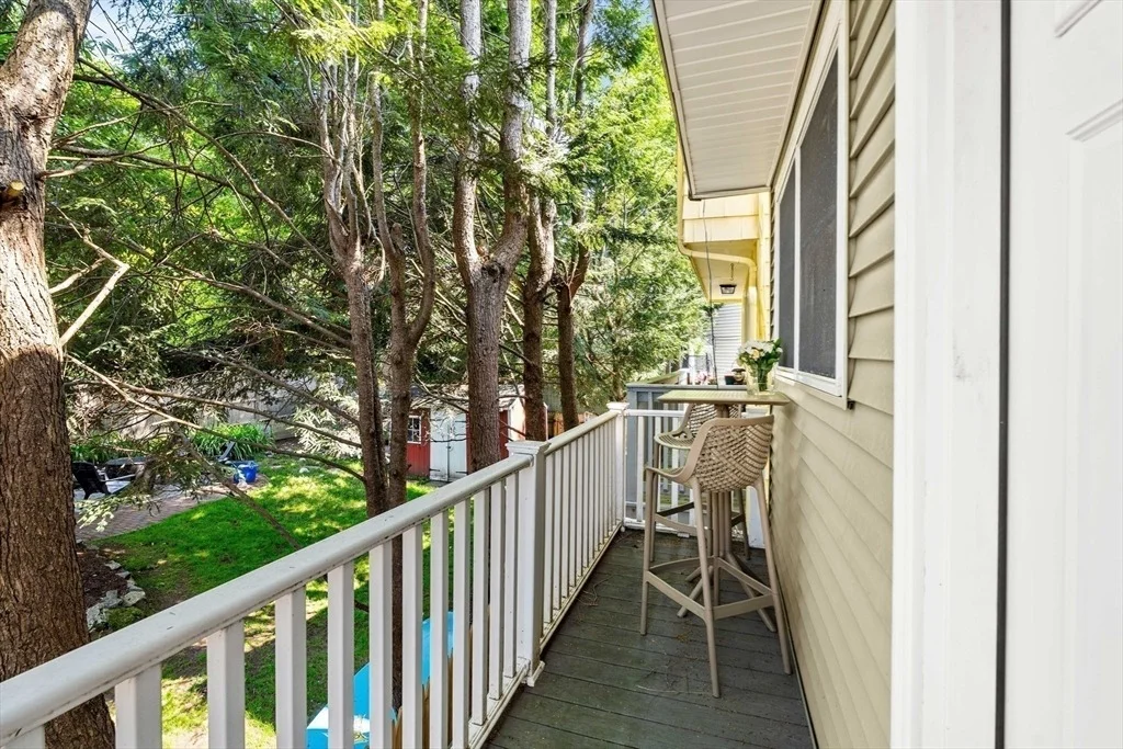 Photo of 6 Colonial Court