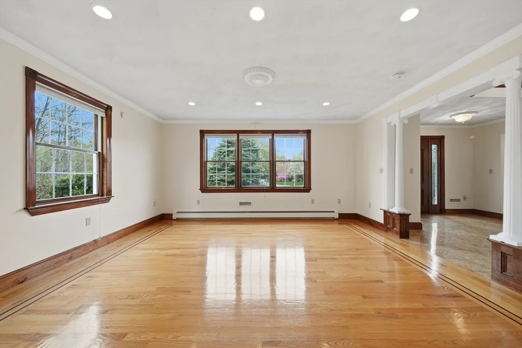 Photo of 131 Range Heights Rd