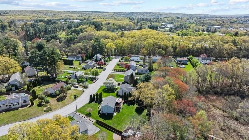 Photo of 11 Riverside Dr