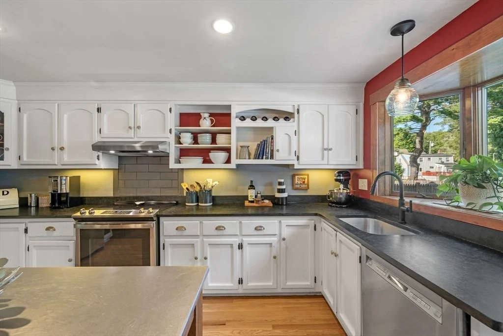 Photo of 67 Pond St