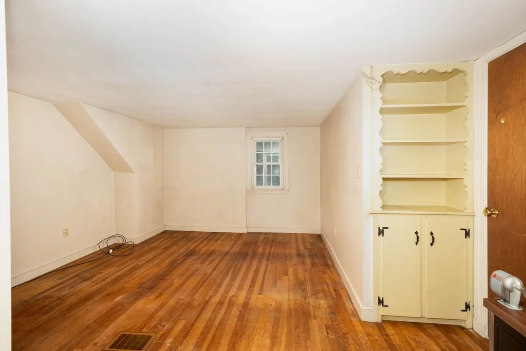 Photo of 32 Tingley Road
