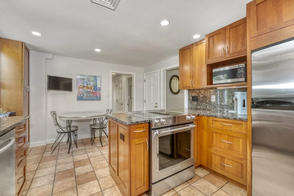 Photo of 186 Conant Road
