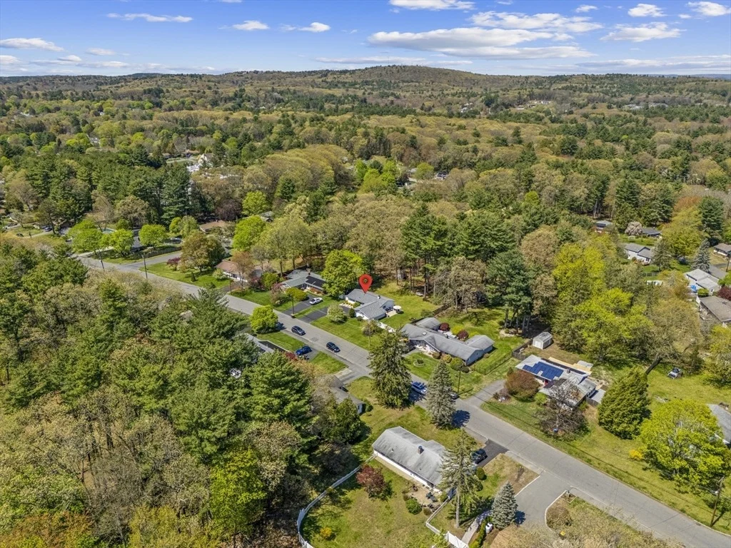 Photo of 58 Sloane Dr