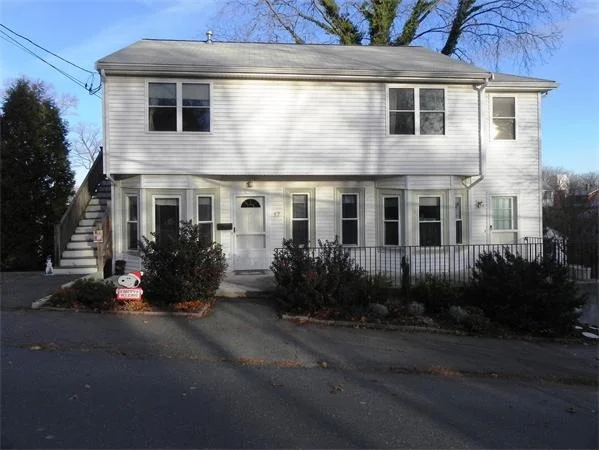 Photo of 17 Echo Avenue