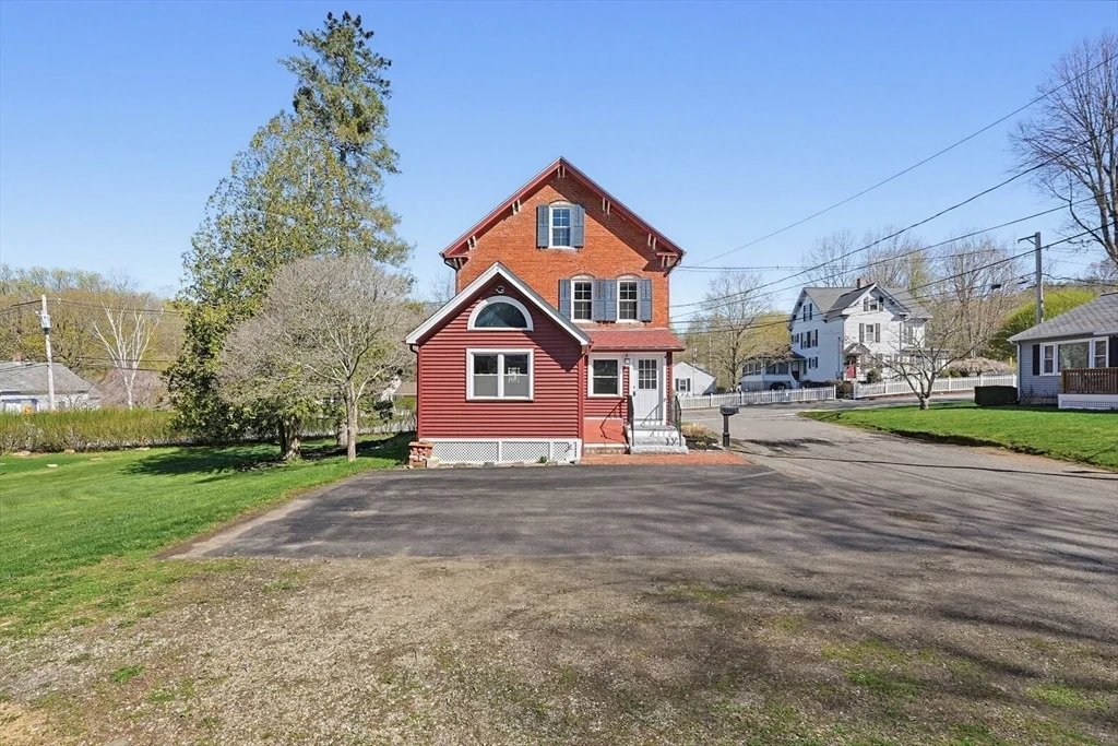 Photo of 44 Clark St