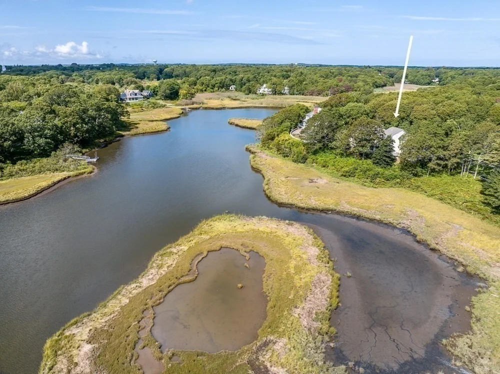 Photo of 498 Elliott Road