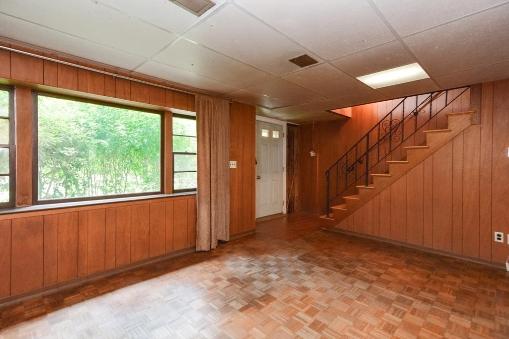 Photo of 12 Lanewood Avenue