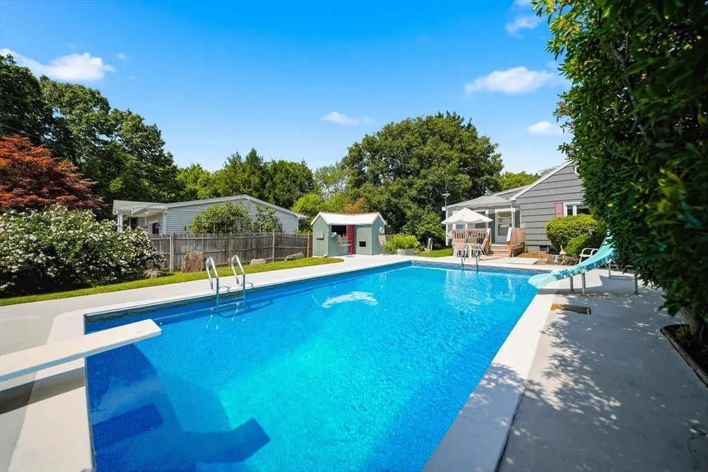 Photo of 8 Otis Avenue