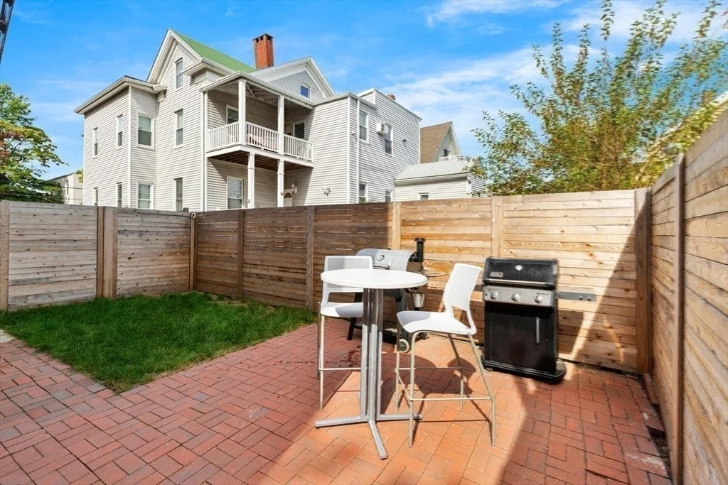 Photo of 79 Perkins Street