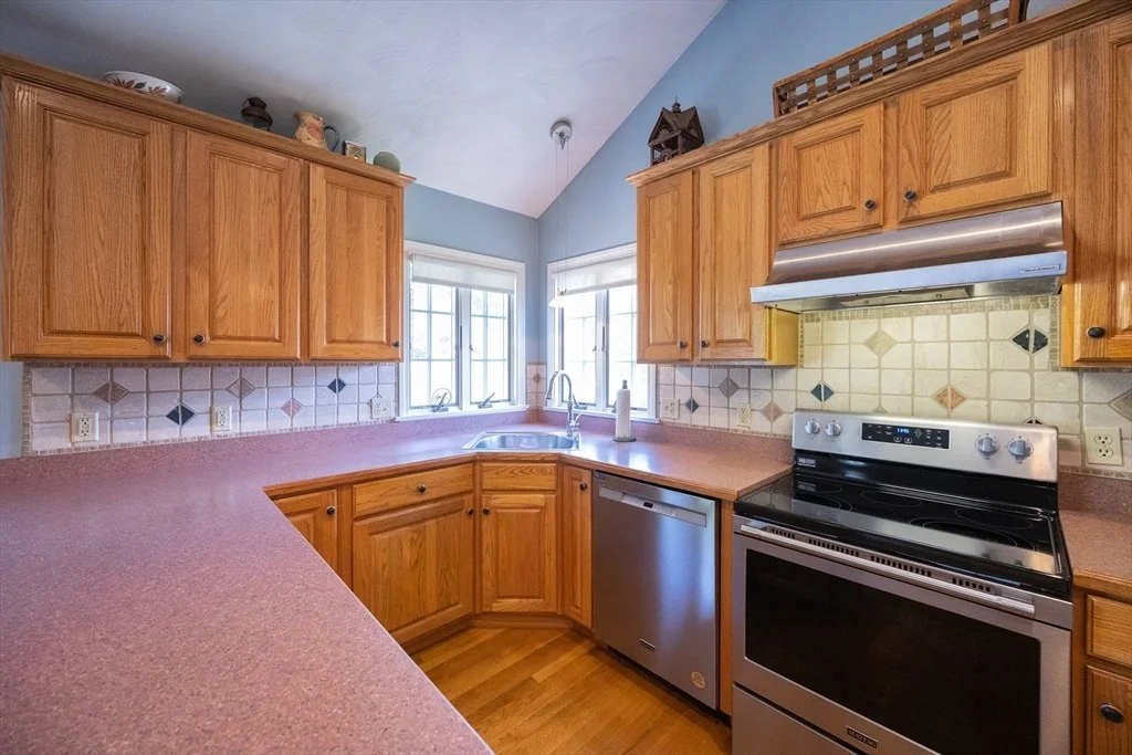 Photo of 46 Pondview Circle