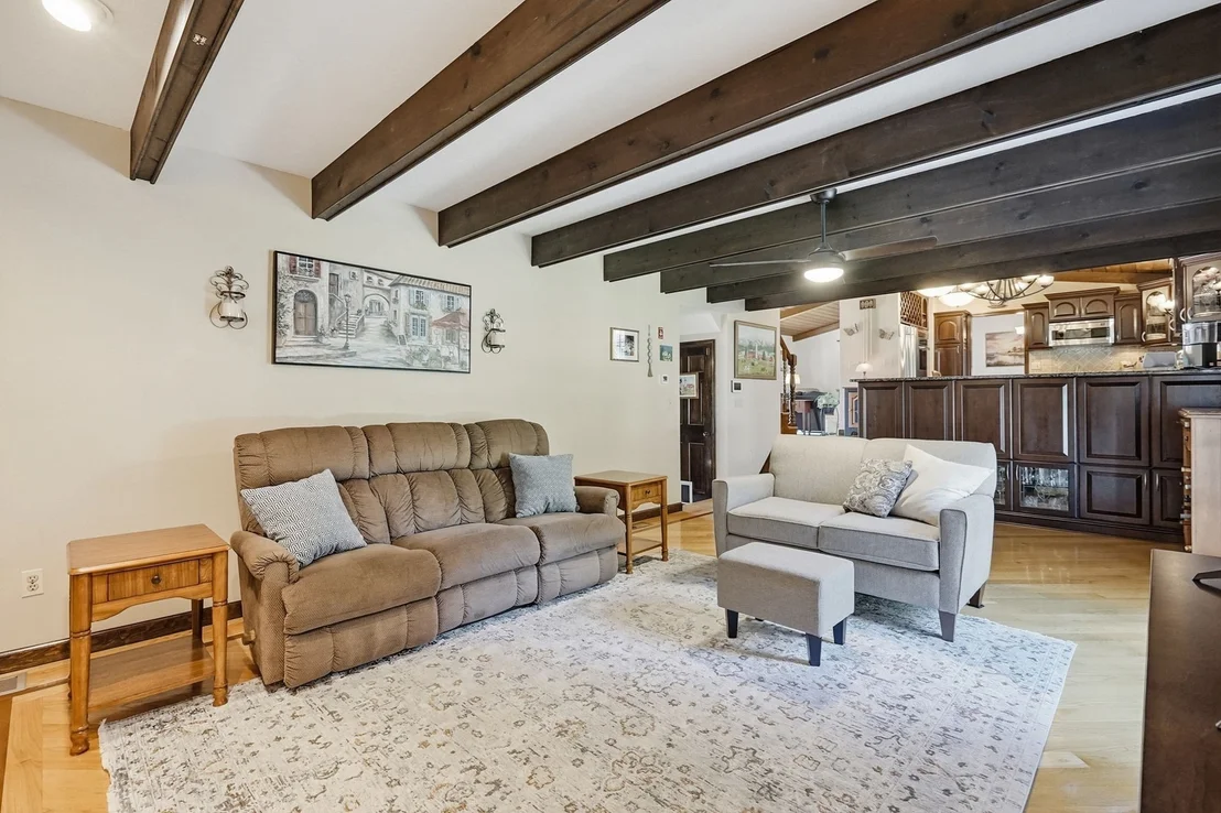 Photo of 105 Higher Brook Dr