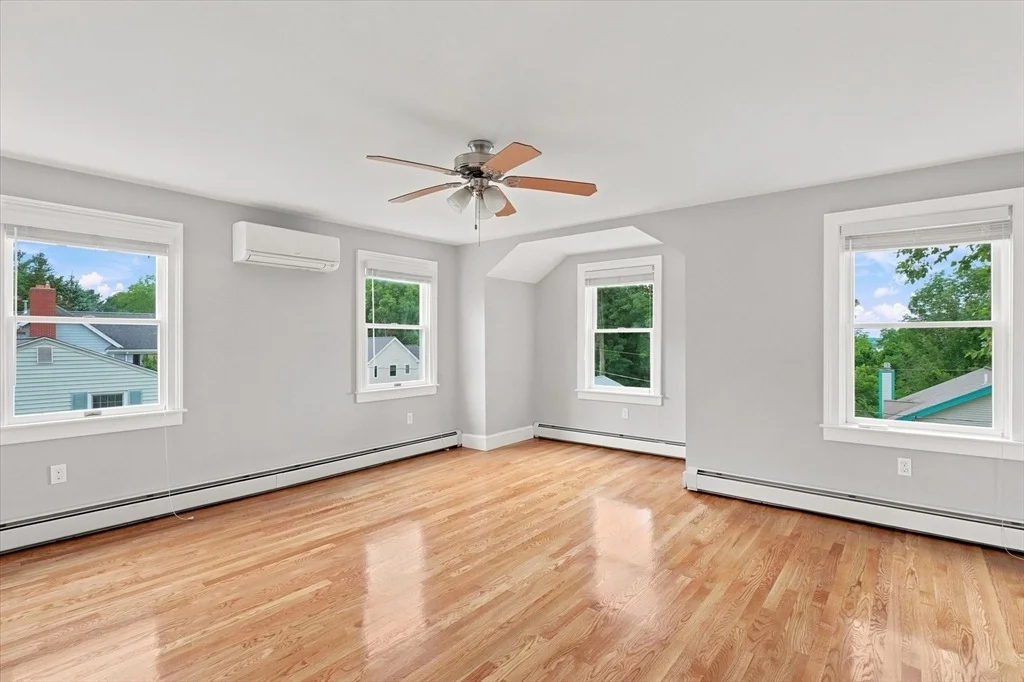 Photo of 14 Willow Road
