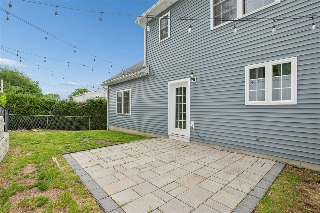 Photo of 129 Derby St