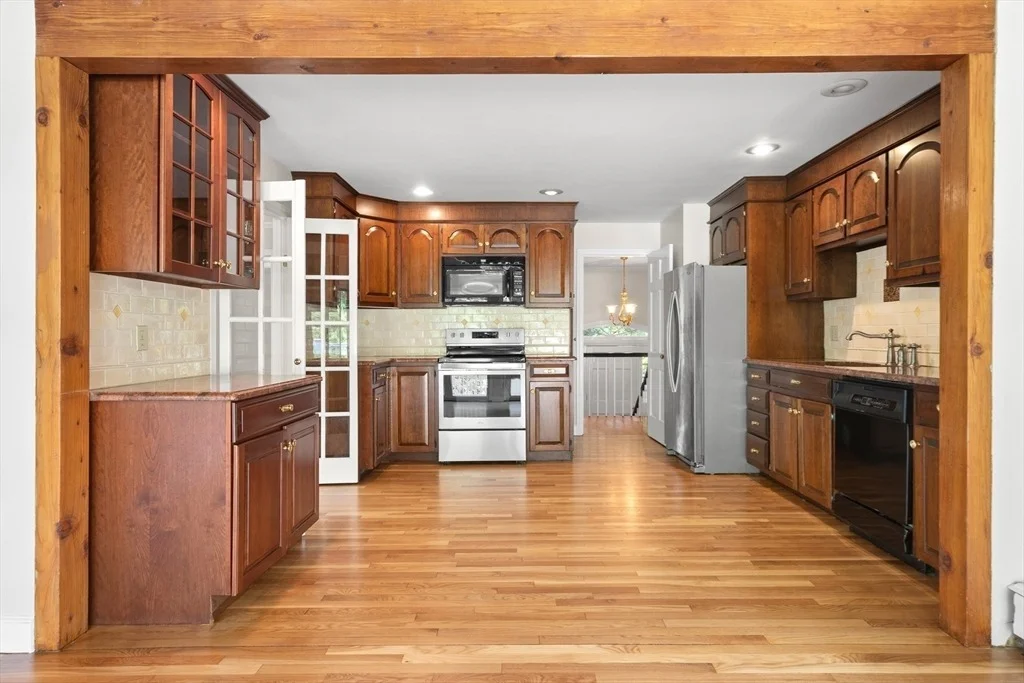 Photo of 10 Parsonage Ln