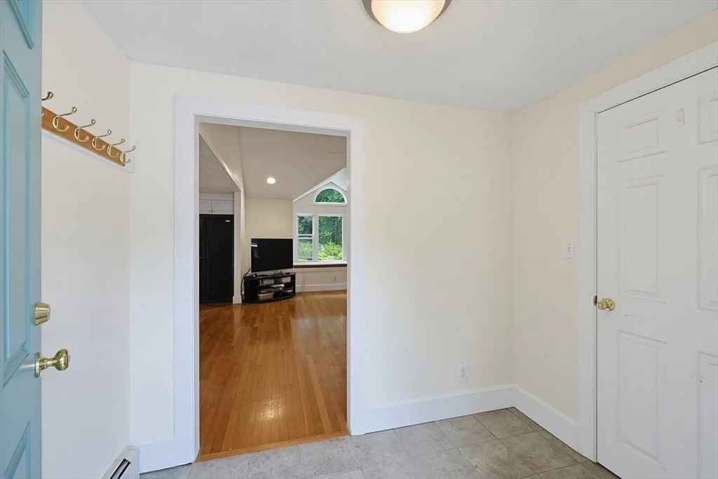 Photo of 103 John Carver Rd